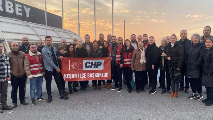 CHP Keşan, Ekrem İmamoğlu’na destek için Çağlayan Adliyesi’nde